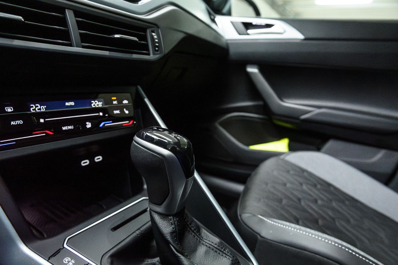 Fahrzeugabbildung Volkswagen Taigo Goal+LED+SHZ+ACC+GJR+PDC