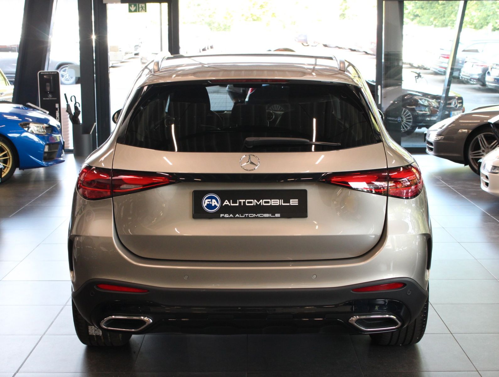 Fahrzeugabbildung Mercedes-Benz GLC 200 4Matic AMG Line*Pano*Burmester*Ambiente