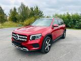 Mercedes-Benz GLB 200-4-Matic-Benzin-7-Sitzplätze-Panorama - rote Mercedes-Benz GLB 200