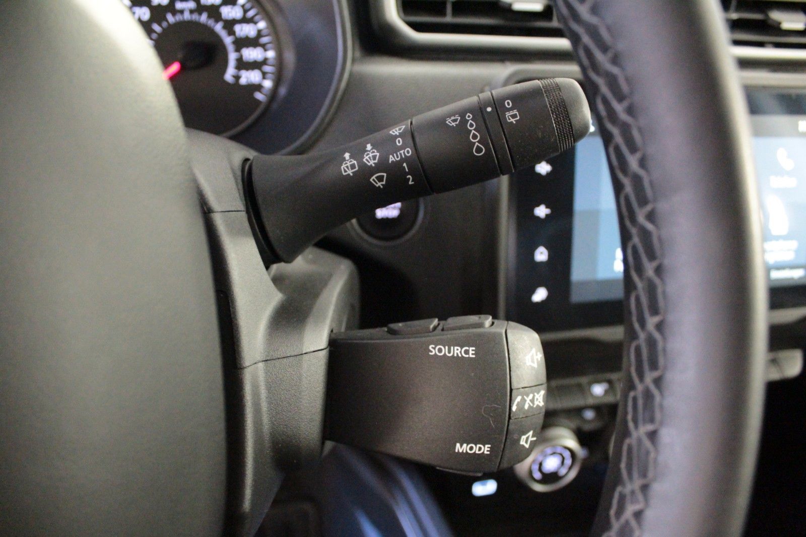 Fahrzeugabbildung Dacia Duster TCe 100 ECO-G Journey  LPG / Benzin