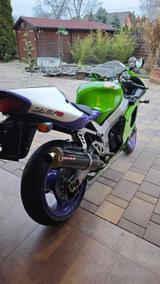Kawasaki ZX750 RR  - KAWASAKI ZX7R