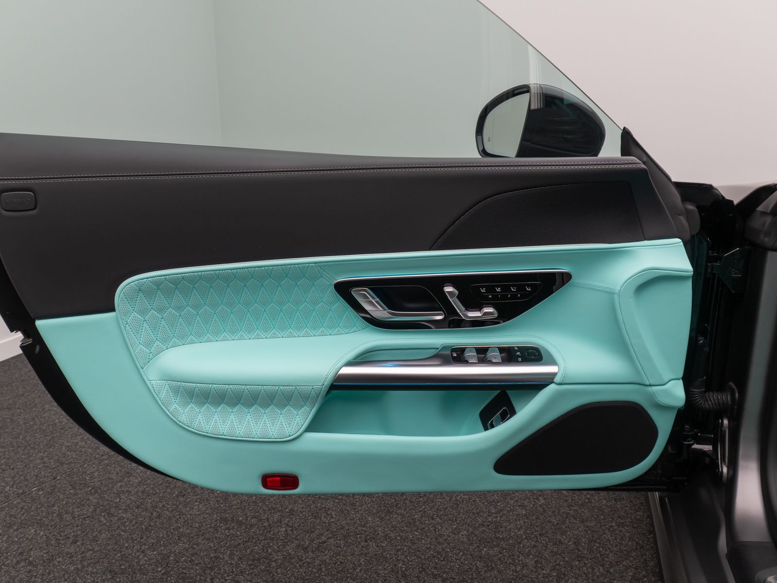 Fahrzeugabbildung Mercedes-Benz SL 63 AMG Roadster 4Matic Brabus Individual VOLL