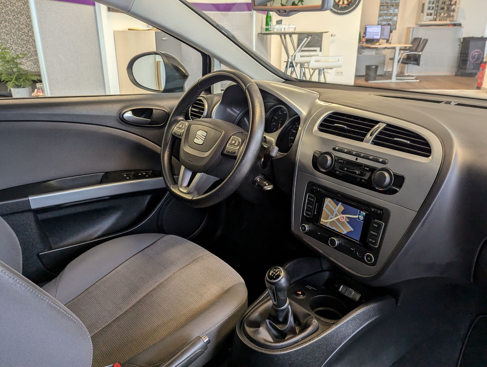 Fahrzeugabbildung SEAT Leon 1.4 TSI Style Klimaauto. Bluetooth SHZ Navi