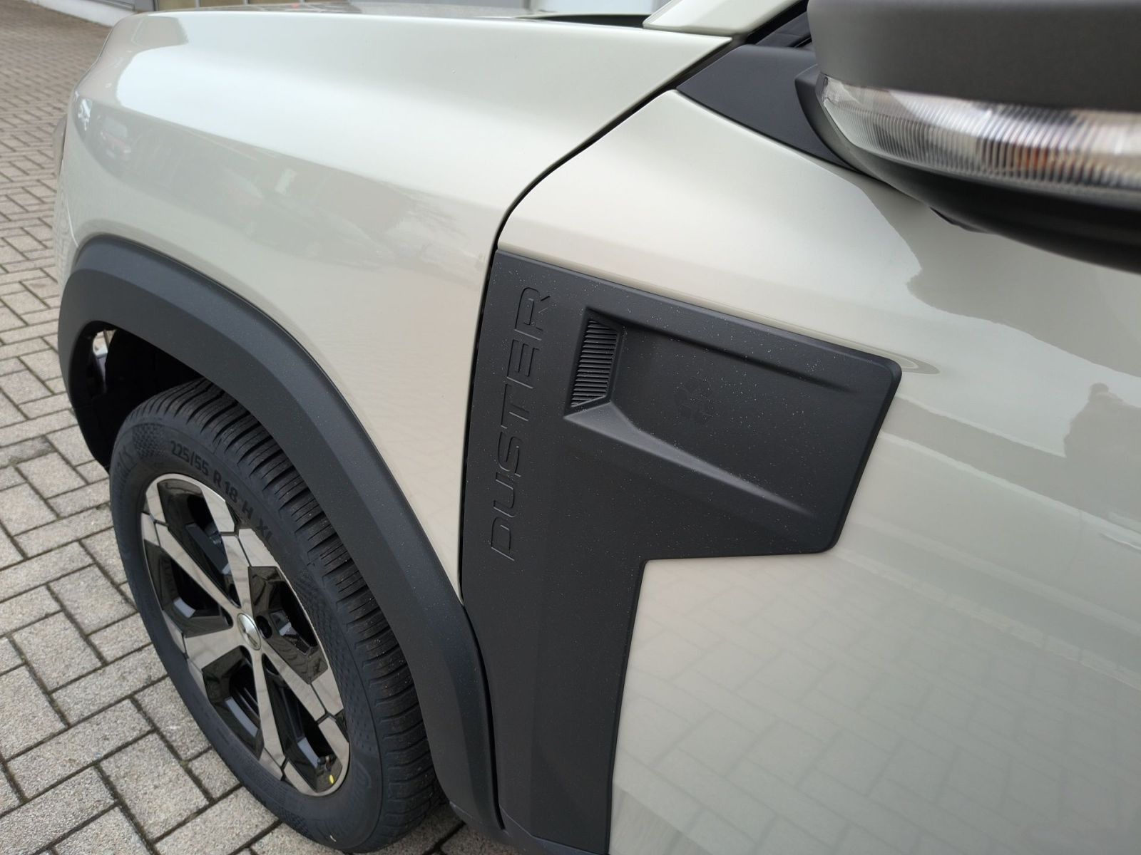 Fahrzeugabbildung Dacia Duster Journey hybrid LPG 150 4x4 *Automatik*18"