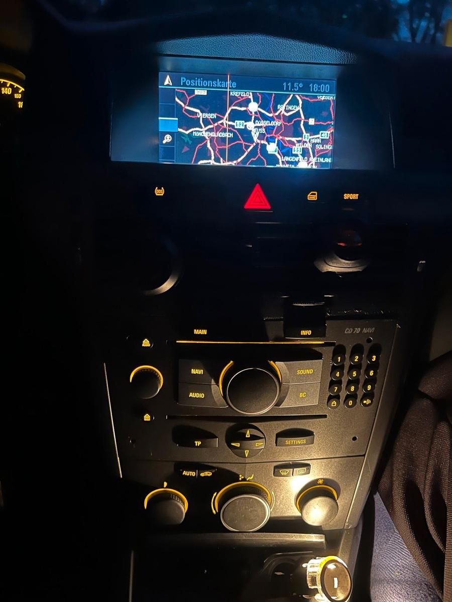 Opel Astra 2006 — photo 6