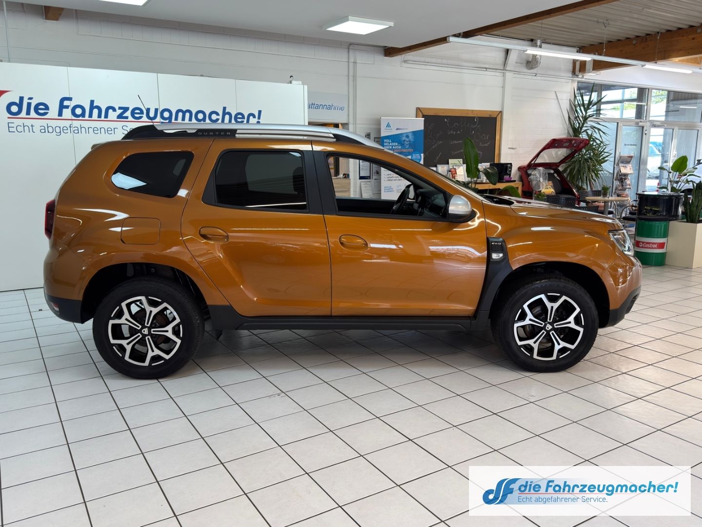 Fahrzeugabbildung Dacia Duster II Prestige 4WD Navi ACC Apple CarPlay An