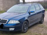 Skoda Octavia 1.9 TDI DSG - Skoda Octavia mit Diesel-Antrieb: Kombi, Automatik, 1.9