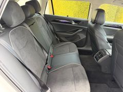 VW Passat Variant Elegance/ IQ DRIVE/ Apple CarPlay