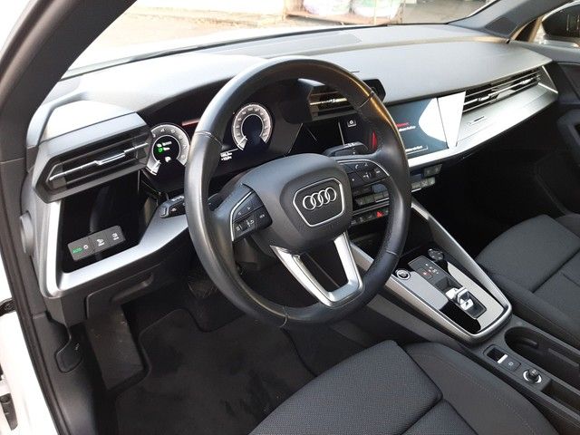 Fahrzeugabbildung Audi A3 Sportback advanced 40TFSIe AHK BlackOptik ele