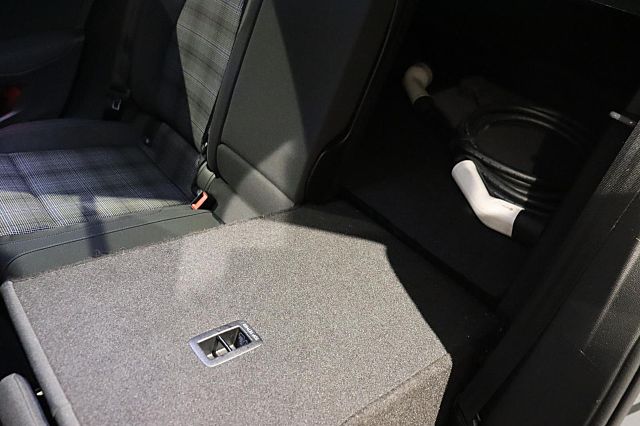 Golf GTE 1.4 TSI eHybrid ACC NAVI SHZ SPORTFW BT