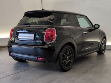 MINI Cooper SE - 8