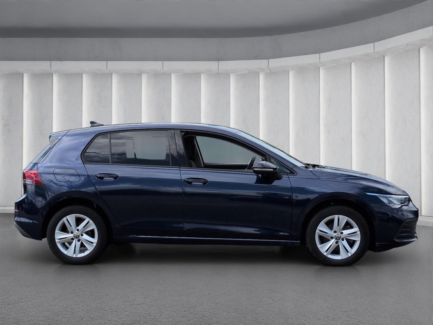 Volkswagen Golf VIII Life 2.0TDI*DSG ACC R-Kam Navi SHZ Alu, миниатюра 3