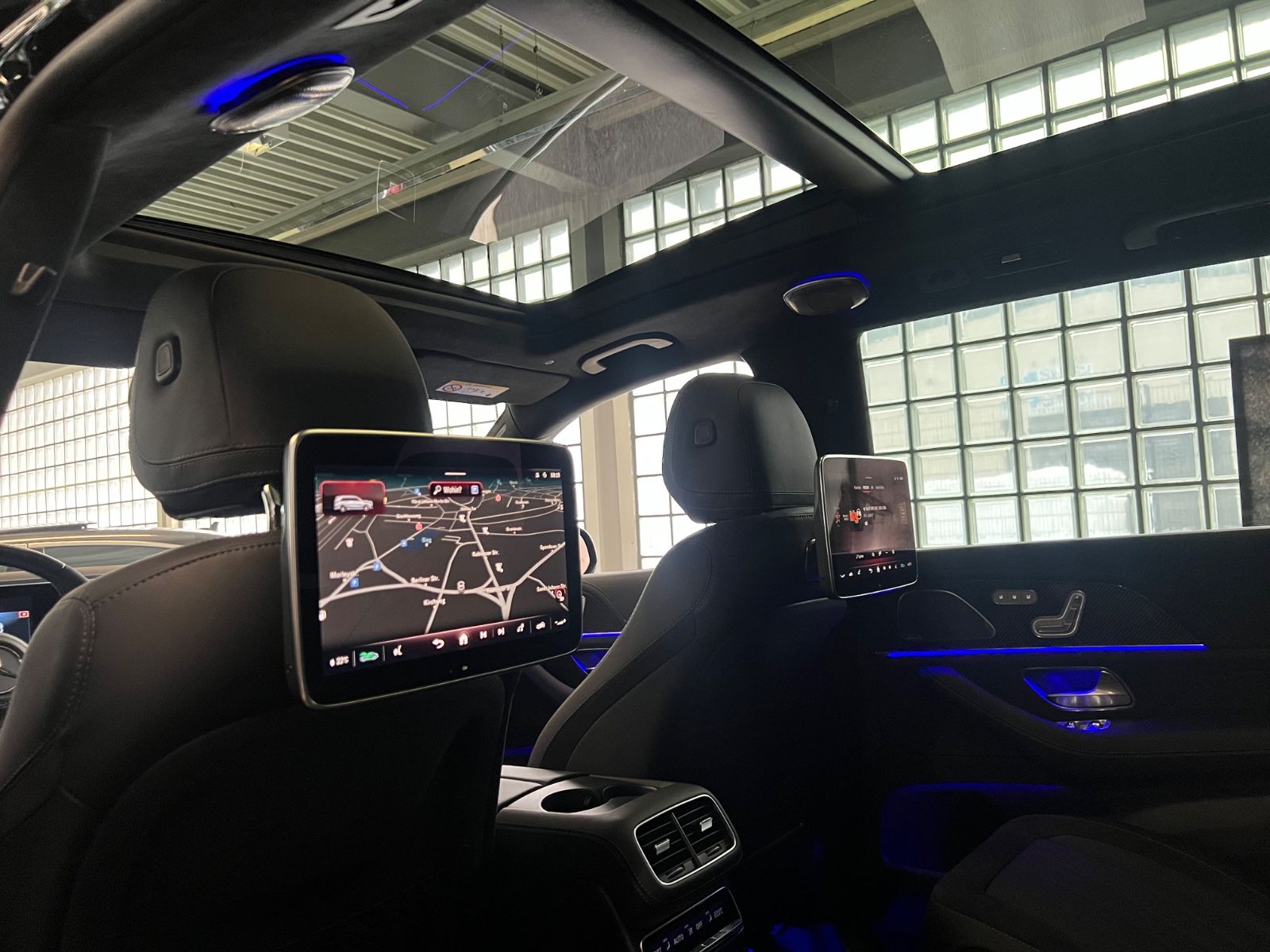 Fahrzeugabbildung Mercedes-Benz GLS 63 AMG 4 Matic*CARBON*3D BURMESTER*NEUWERTIG