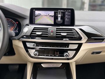 BMW X4 - 10