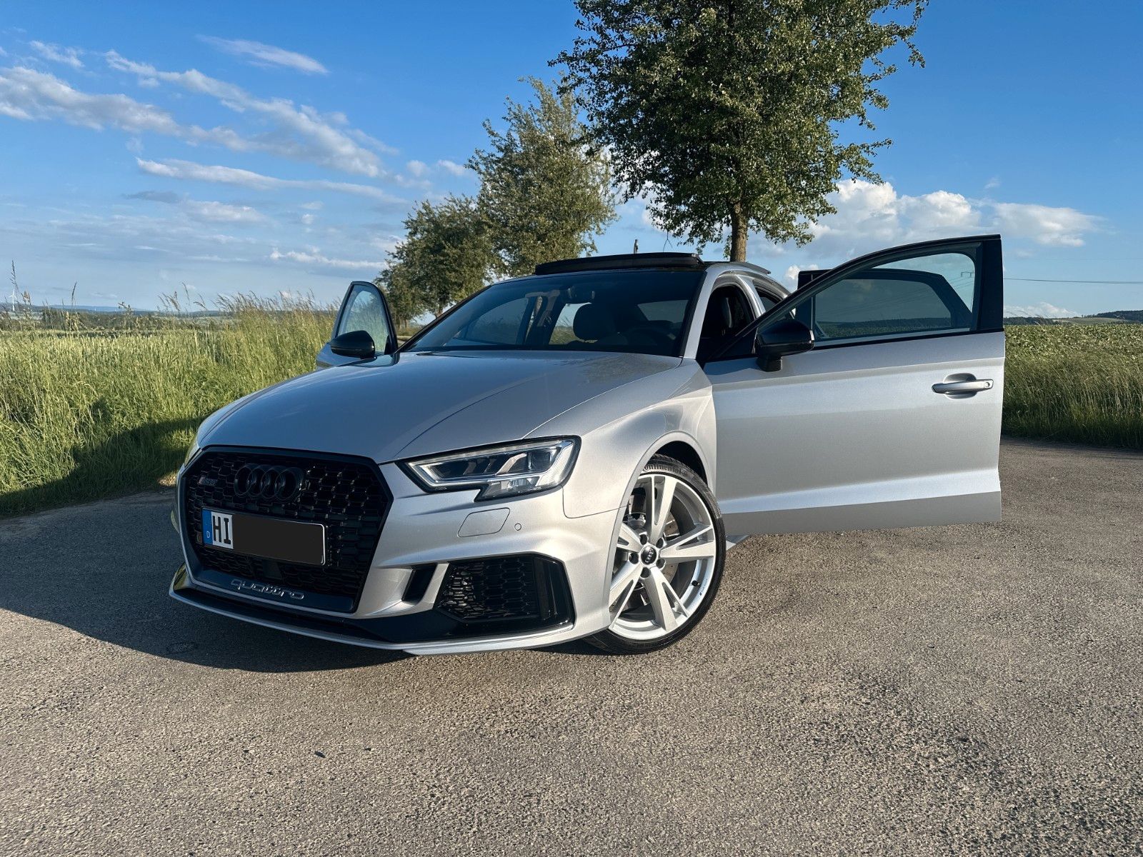AUDI RS3 2.5 TFSI S tronic quattro