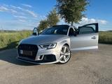 Audi RS3 2.5 TFSI S tronic quattro - silberne Audi RS3