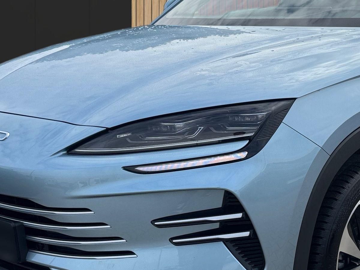 BYD SEAL