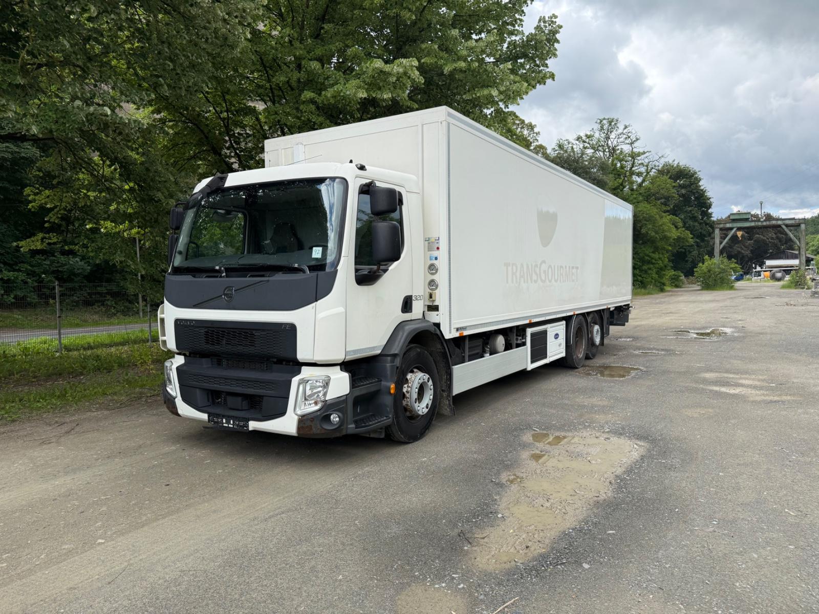 Volvo FE 320 Carrier,2 Kammer,LBW,Klima,26.000 kg,