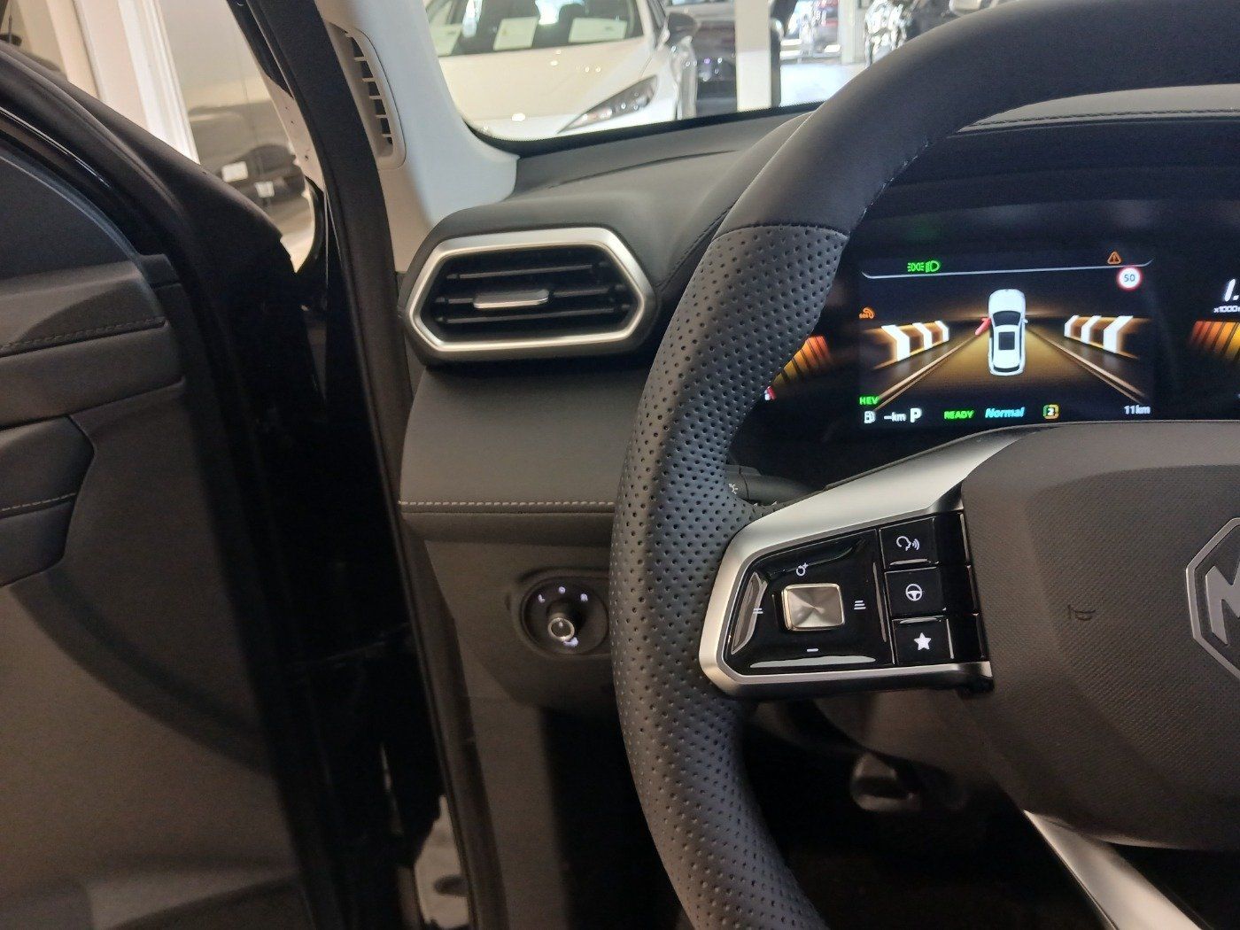 MG ZS - Bild 15