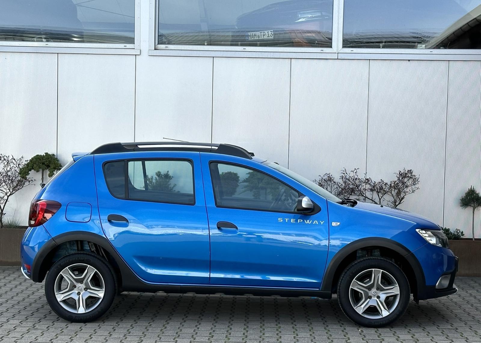 Dacia Sandero 0.9 TCe Stepway Celebration*Navi*Kamera
