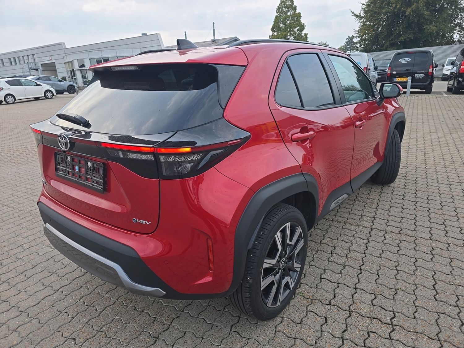 Toyota Yaris Cross 1.5 Hybrid ELEGANT 130 PS *2026* imagem 2
