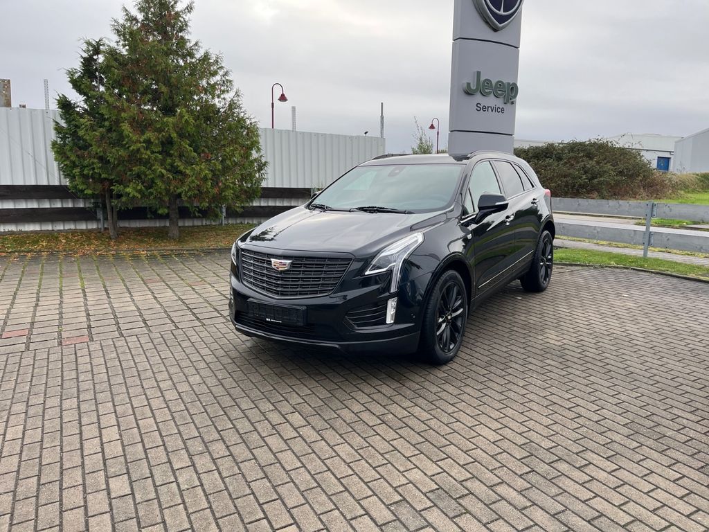 Image of Cadillac XT5