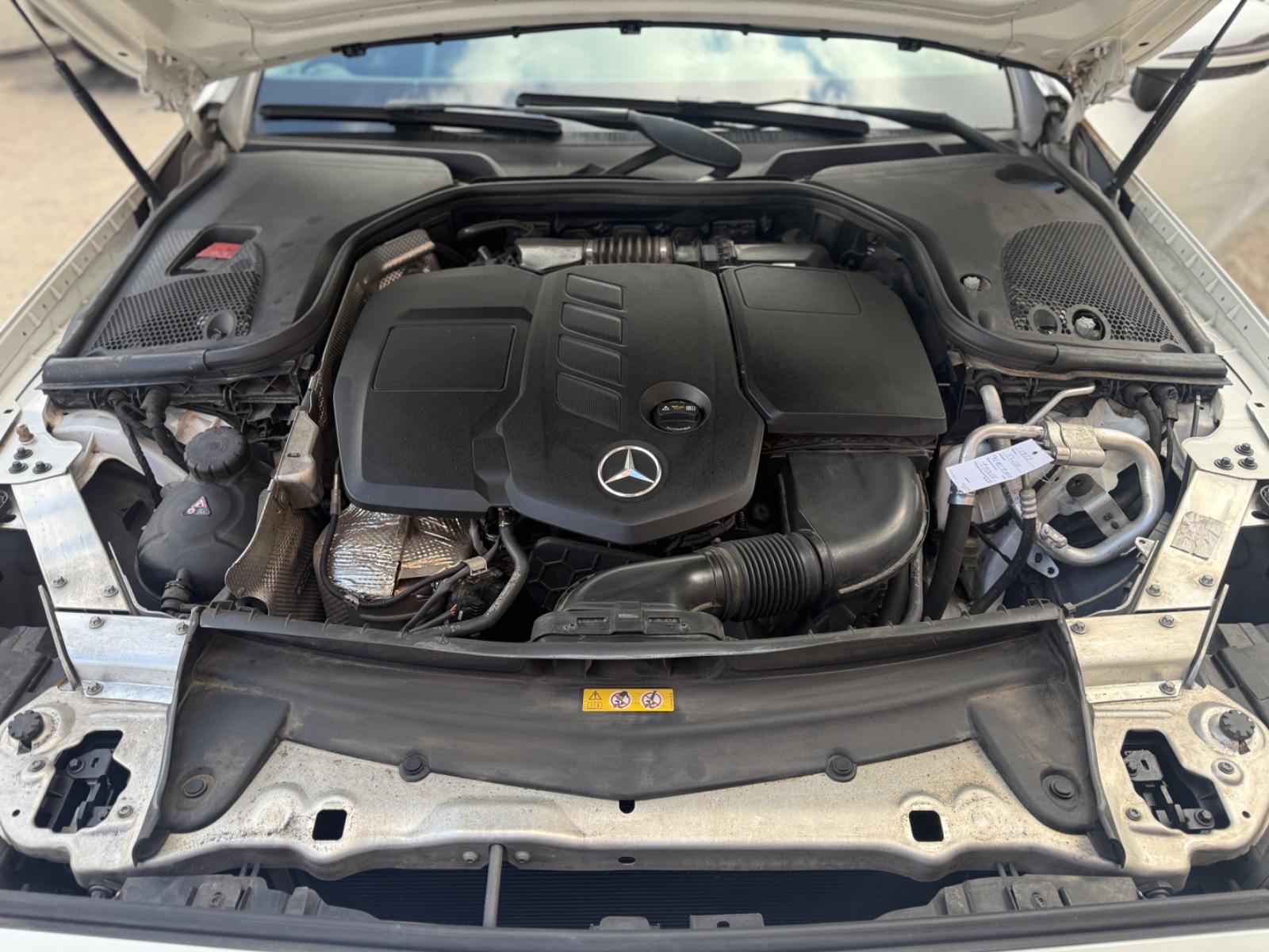 Mercedes-Benz E 220 d 4MATIC Autom.