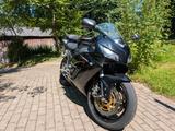 Honda CBR sc57 