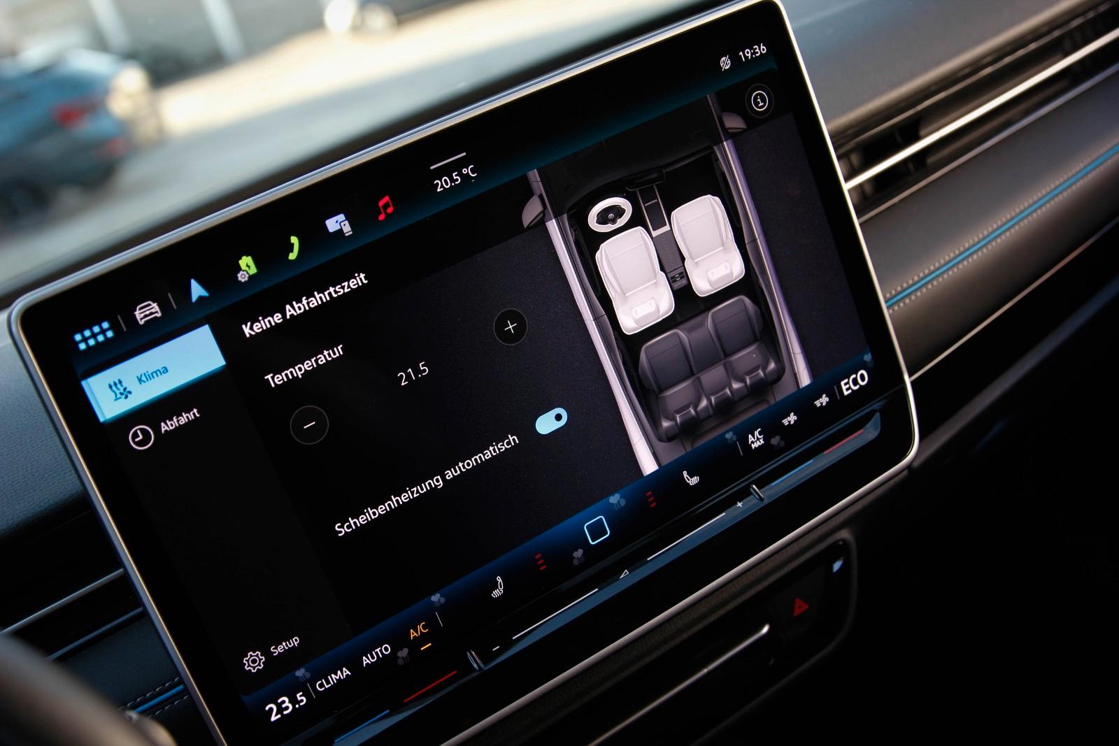 Volkswagen ID.7 Pro 210kW/HUD/Memory/Matrix/32353netto