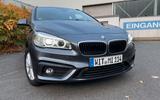 BMW 218d Active Tourer Adv. Scheckheft 2.Hd. Garage - BMW 2er Reihe in Bochum