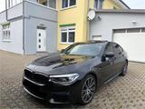 BMW 520d xDrive M-Paket Facelift Digital Tacho Voll - BMW 5er Reihe: Facelift