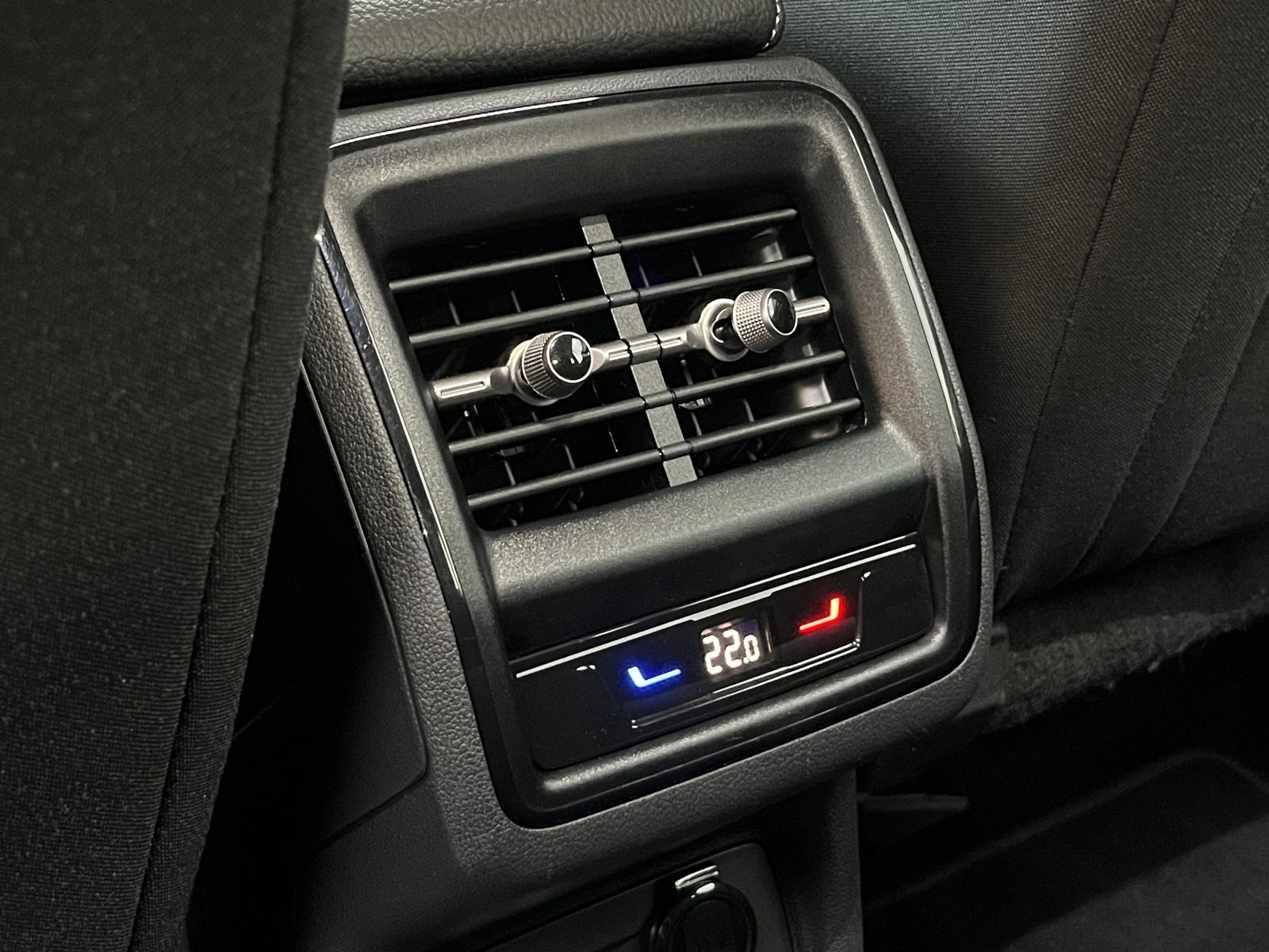 Fahrzeugabbildung SKODA Kodiaq 2.0 TDI DSG*7-Sitzer*ACC*ViCo*SHZ*LED**