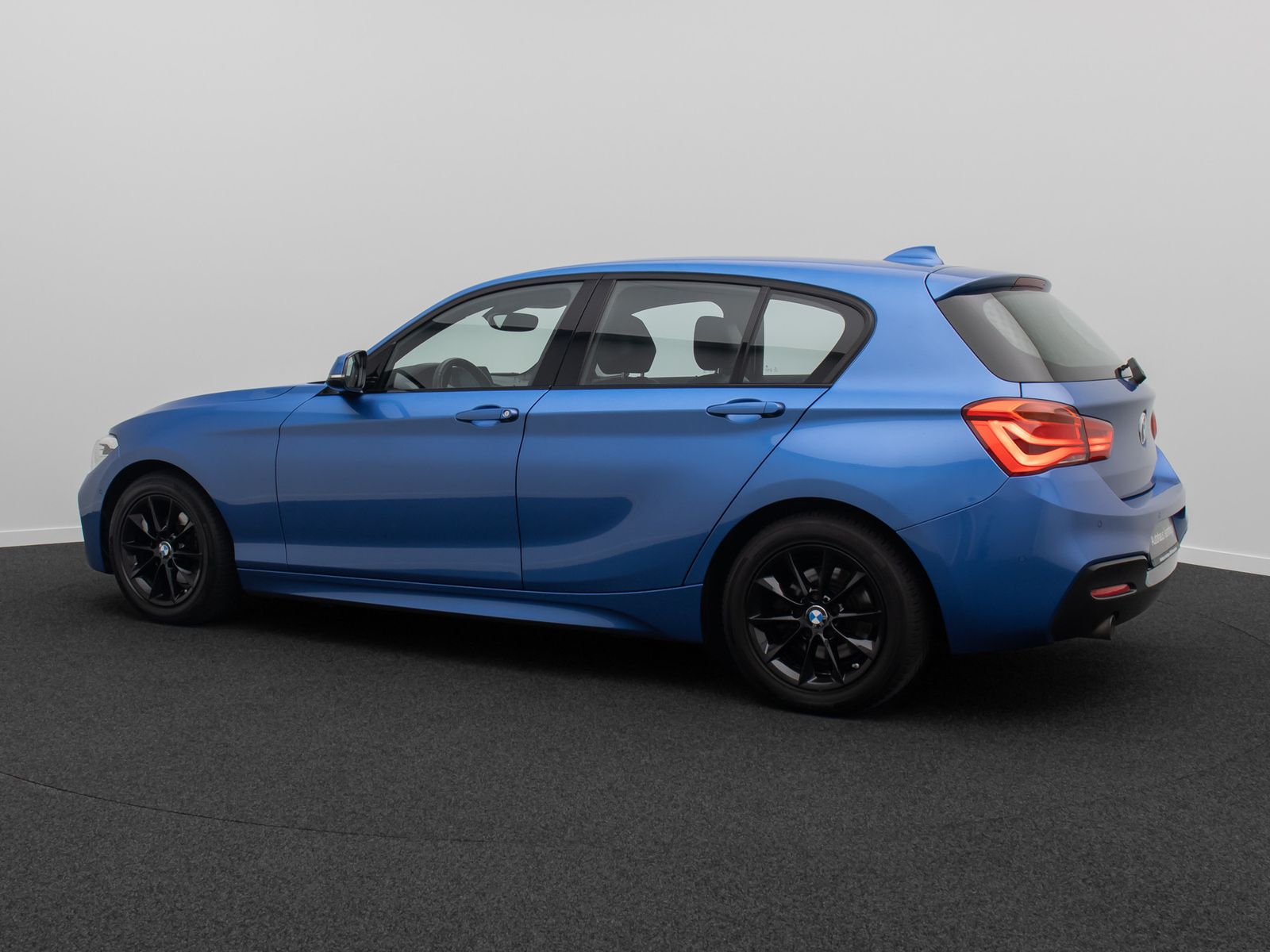 Fahrzeugabbildung BMW 116d MSport ParkAs DAB HiFi Leder Geschwindigreg