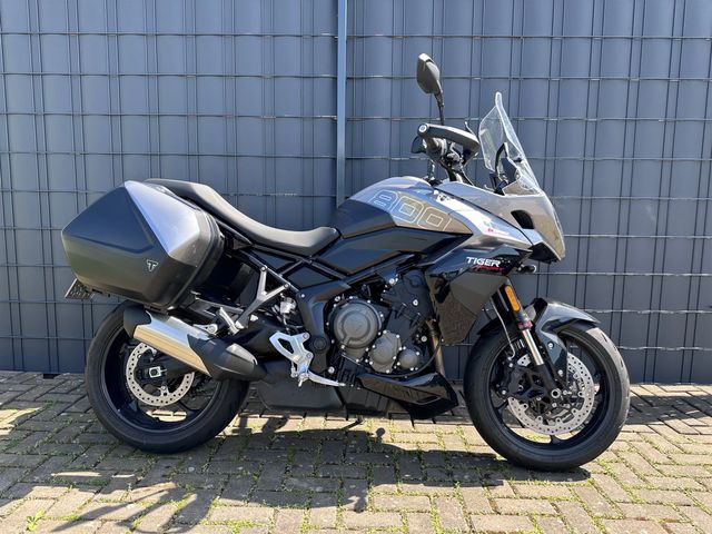 Triumph Tiger Sport 800