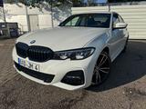 BMW 320i Aut. M-Sportpaket | 1. Hand | Scheckhef - BMW 320 Limousine 320i m sportpaket mit Benzin-Antrieb