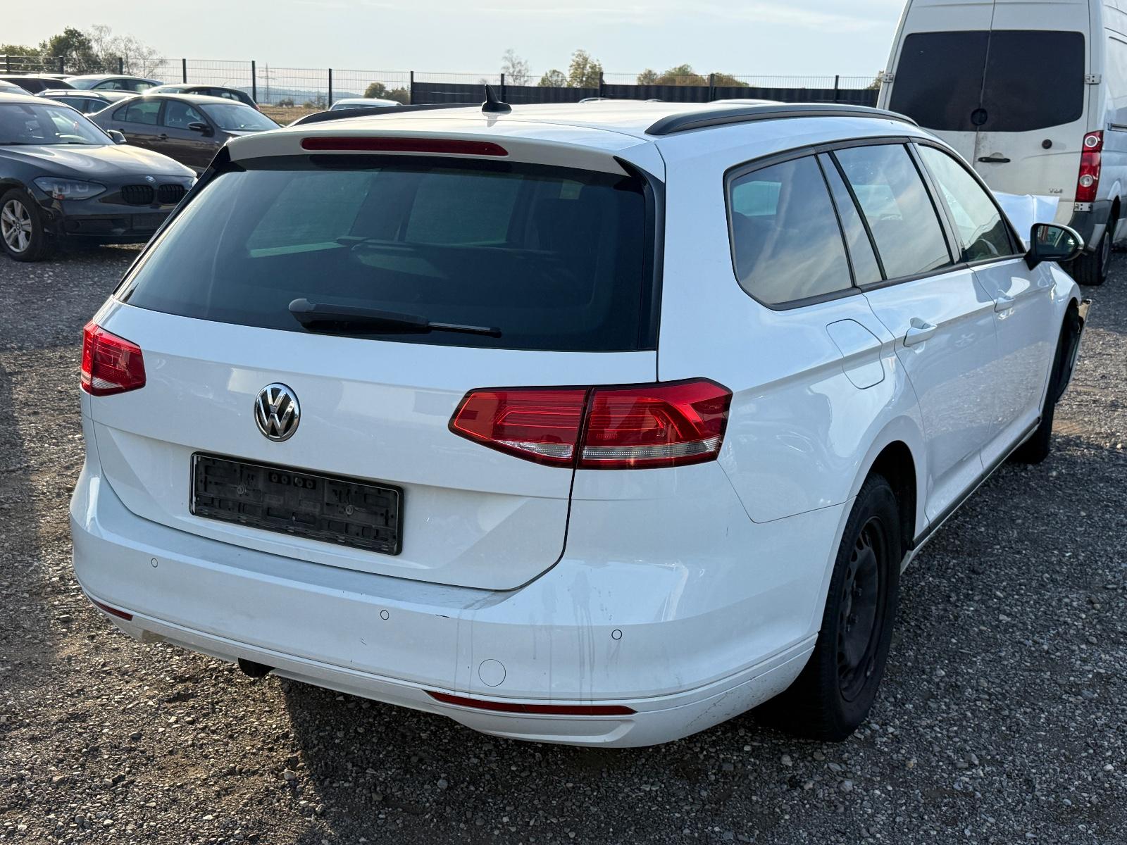 Volkswagen Passat Variant Trendline BMT 2.0TDI/DSG/AUTOM./