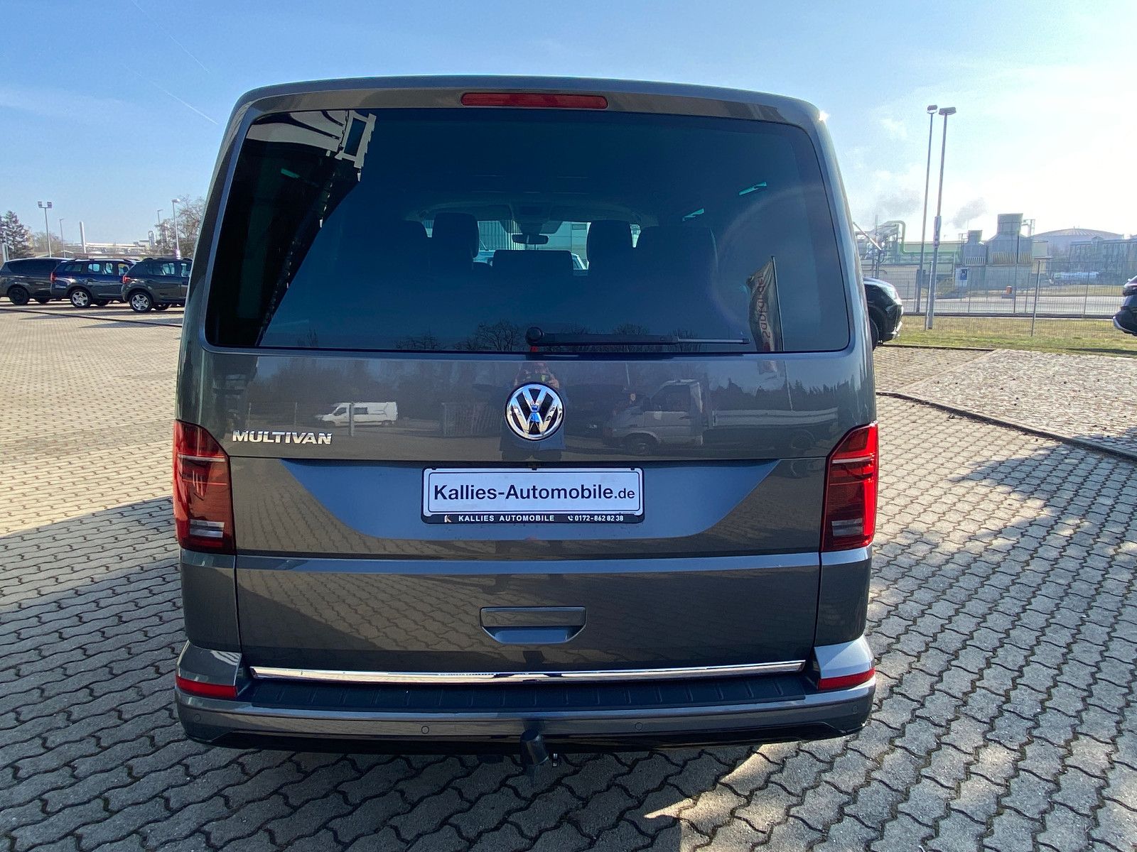 Fahrzeugabbildung Volkswagen T6 Multivan 6.1 Comfortline