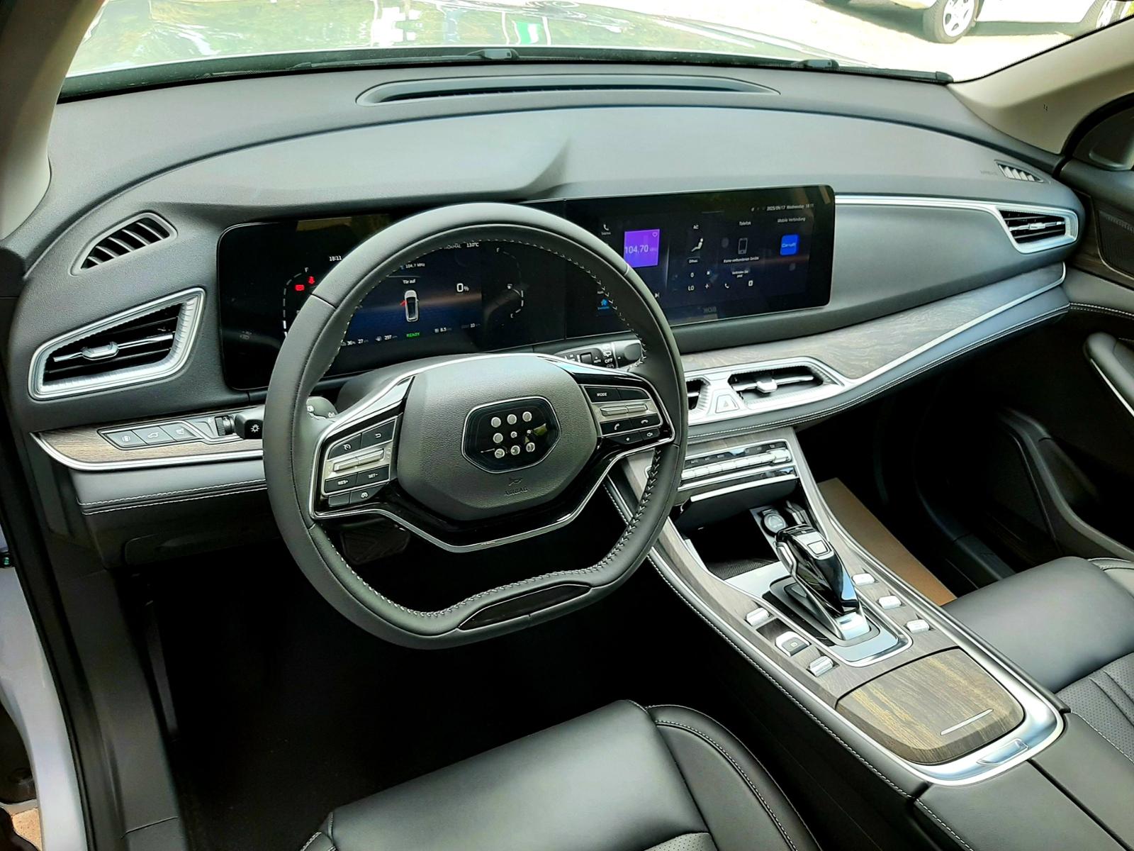 DFSK Fengon E5 1.5T PHEV E-CVT LED PANO SITZLÜFTUNG 7