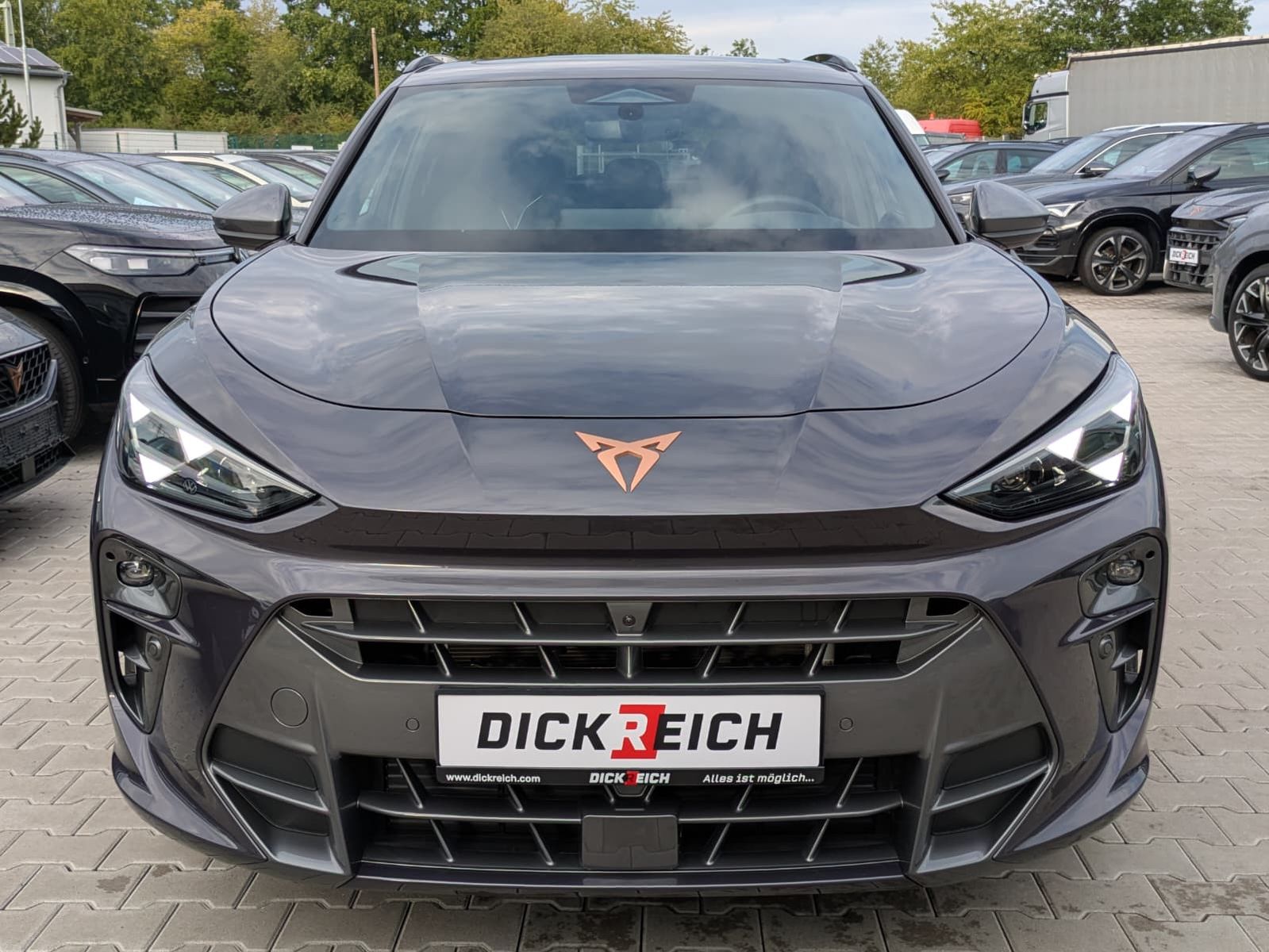 Fahrzeugabbildung CUPRA Terramar 2.0 TSI 4D VZ HUD*MATRIX*PANO*DCC*20"