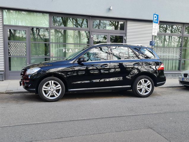 Mercedes-Benz 2013 Merceded ML250 - Neue Bremsen