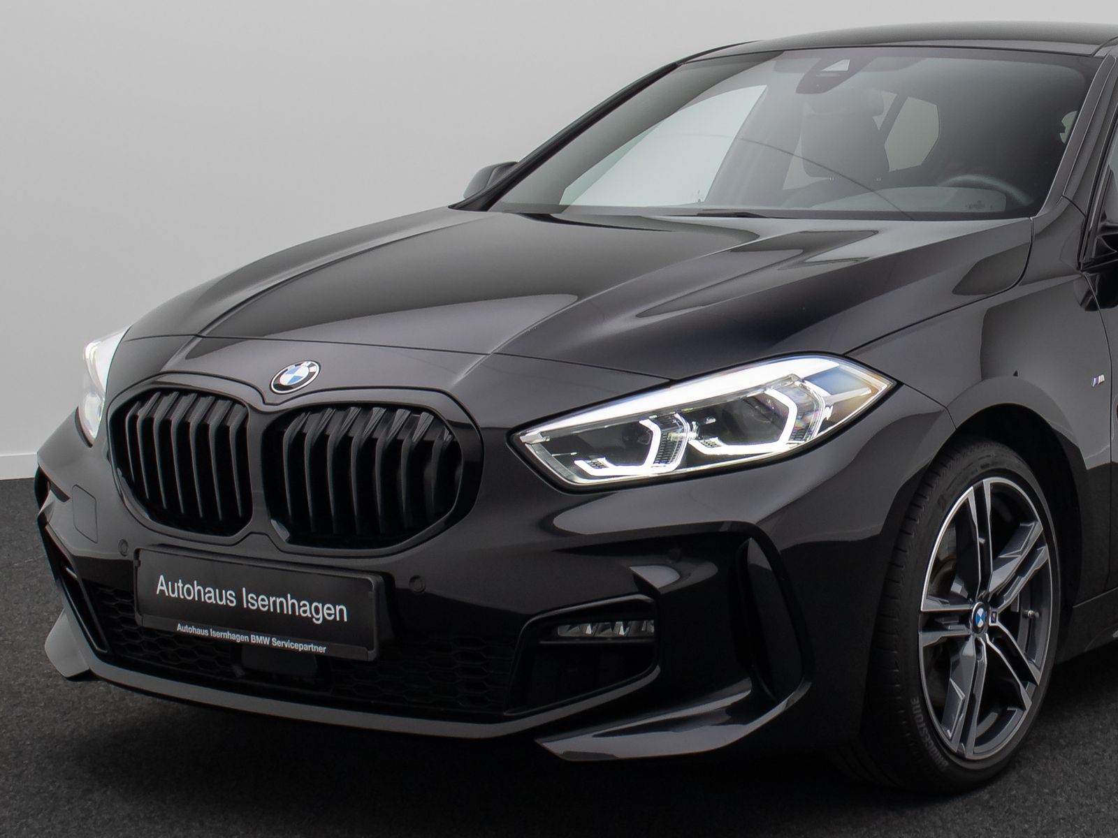 Fahrzeugabbildung BMW 120i M Sport HiFi Fernlich DAB Lenkradhzg 18Zoll