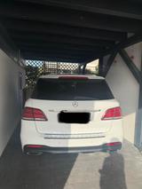 Mercedes-Benz GLE 400 4MATIC PANO/DISTRONIC/MULTIBEAM/MASSAGE - gebrauchte Mercedes-Benz GLE 400 aus dem Jahr 2016