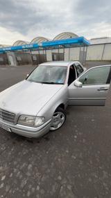 Mercedes-Benz Mercedes C 200 - gebrauchte Mercedes-Benz C 200 aus dem Jahr 1995