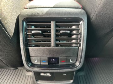 Fahrzeugabbildung SKODA Octavia Combi 2.0 TDI RS