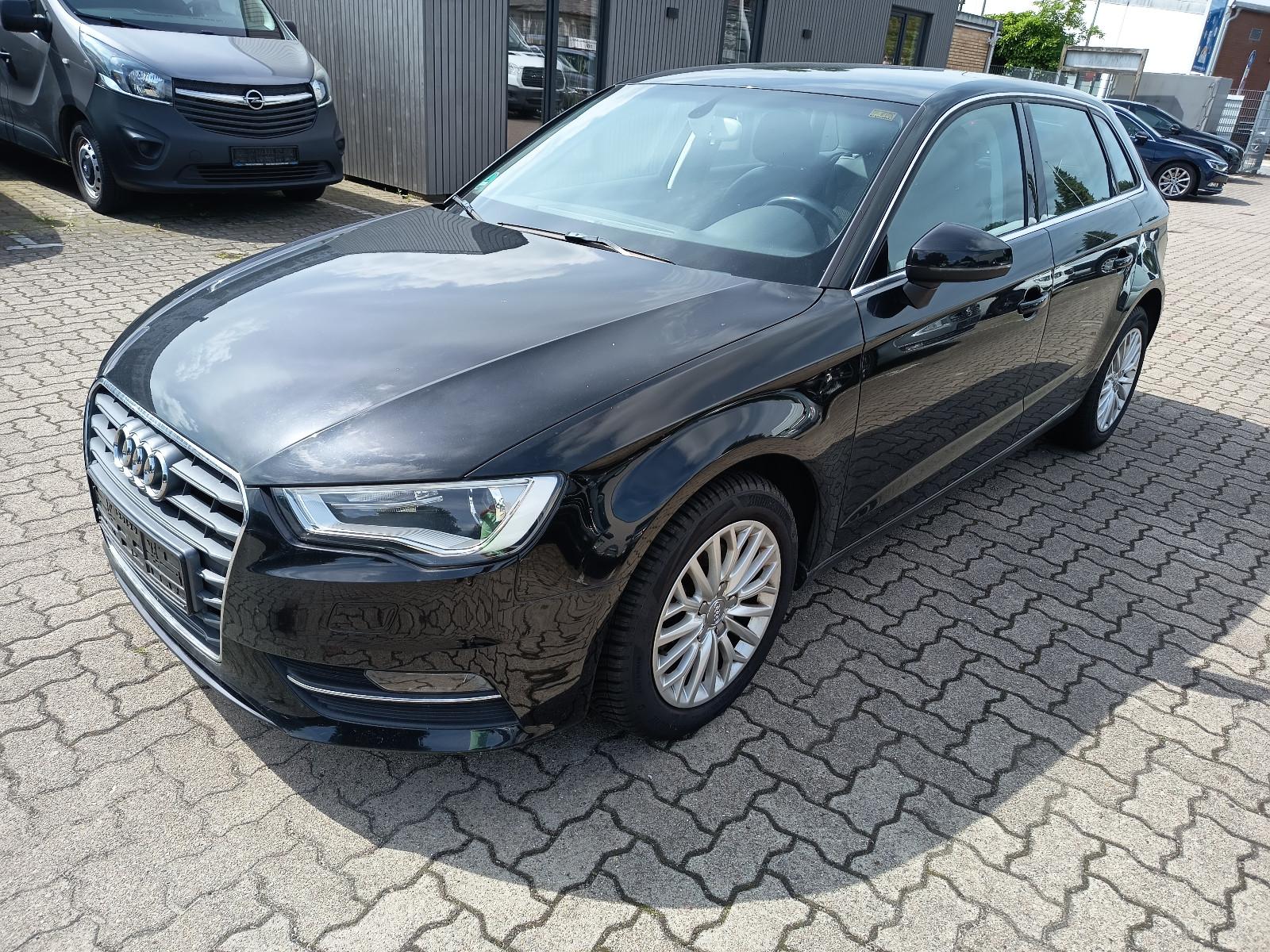 Audi A3 Sportback Ambiente*LEDER*XENON*PDC*