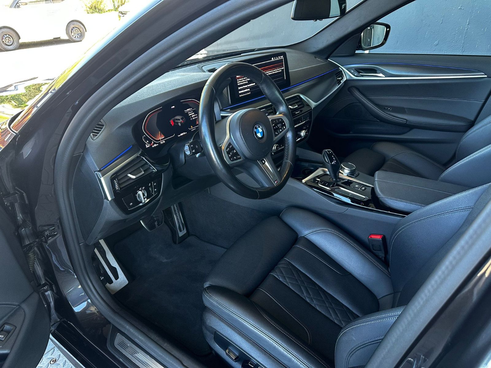 BMW 520 5 Touring 520 d M Sport — Bild 9