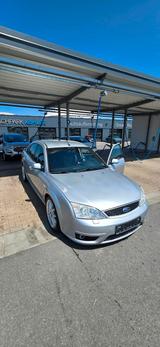 Ford Mondeo ST220 - Ford Mondeo: Limousine, St220