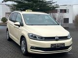 Volkswagen Touran 2.0 TDI DSG 7 Sitzer  Modell 2024 - Volkswagen Touran: Taxi