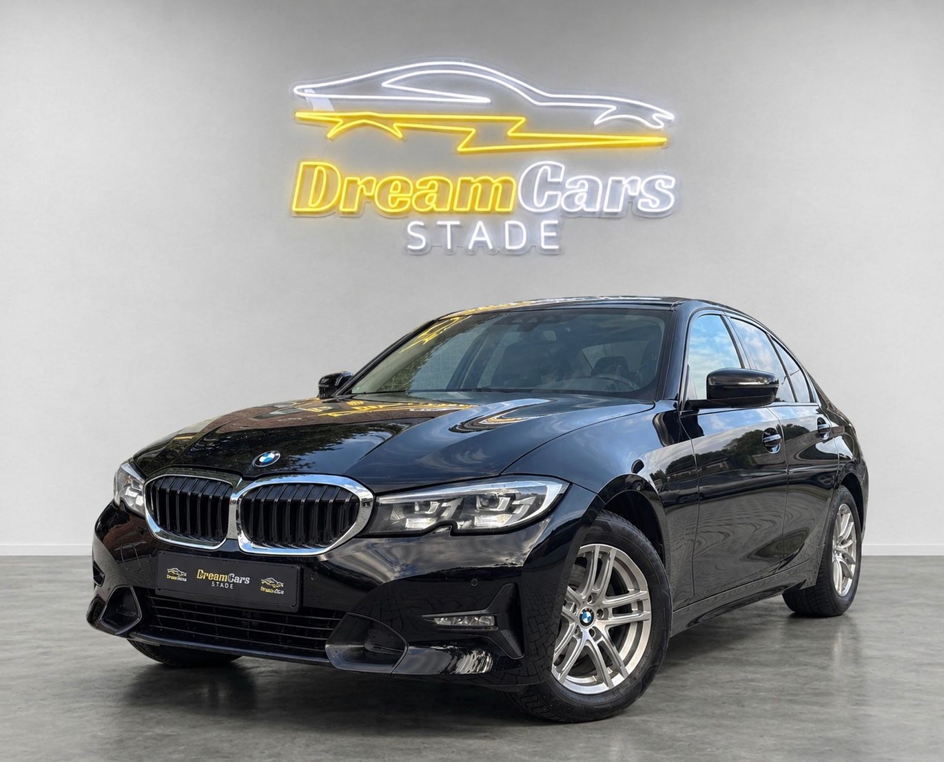 BMW 320d M-Sport Line SCHIEBEDACH H&K AMBIENTE foto 1