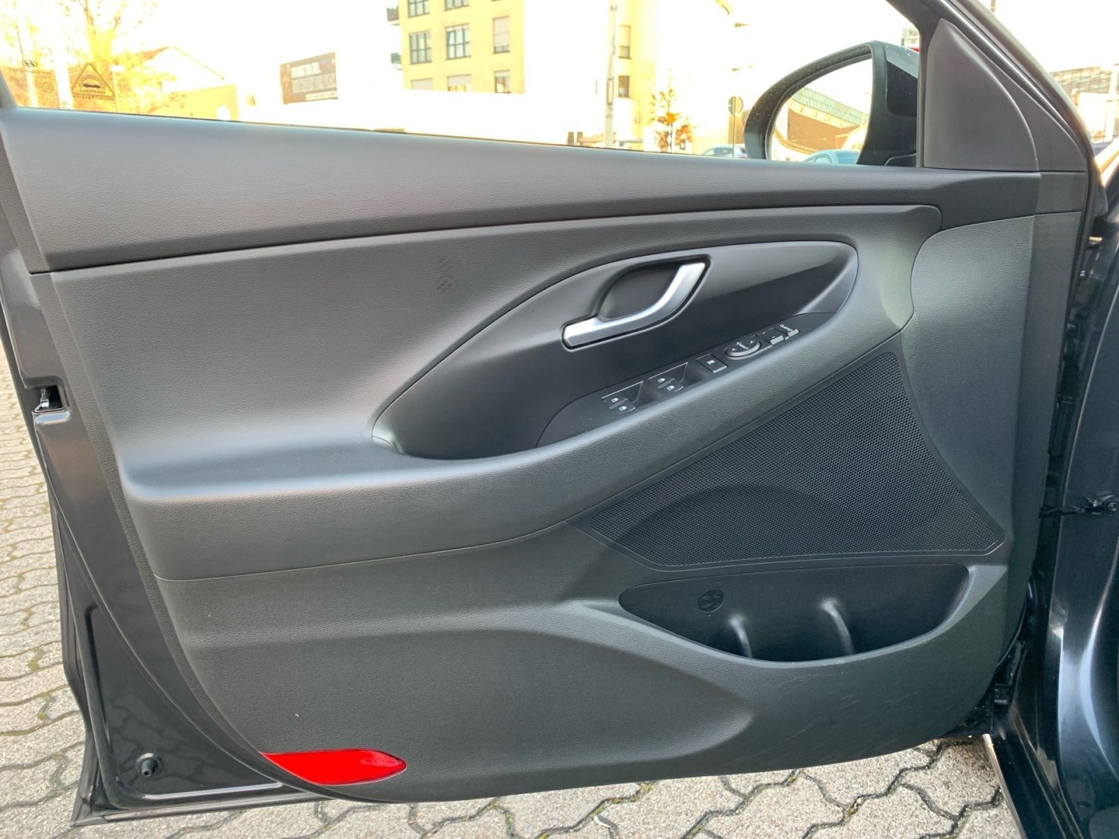 Fahrzeugabbildung Hyundai i30 Kombi 1.0 T-GDI 7-DCT Edition 30